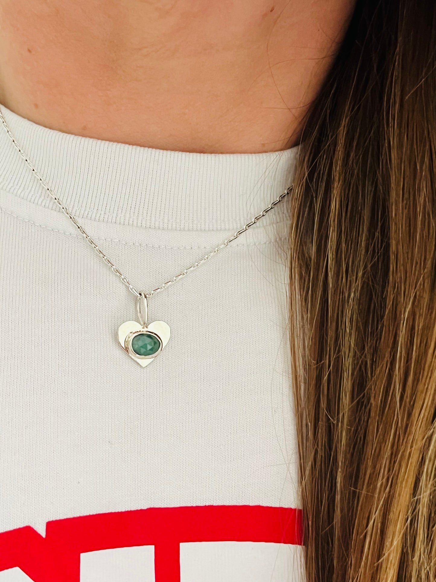 Emerald heart pendant