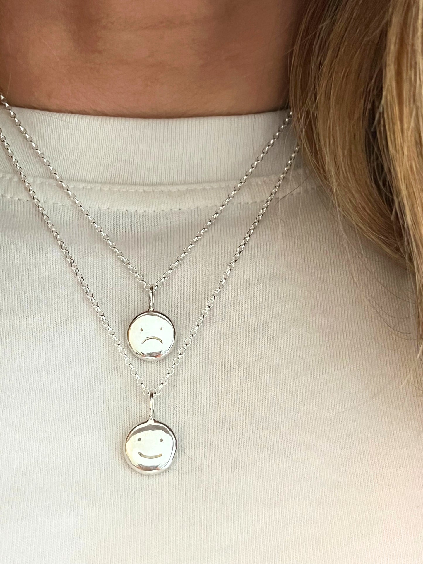 Sterling silver "moodflip" smiley pendant