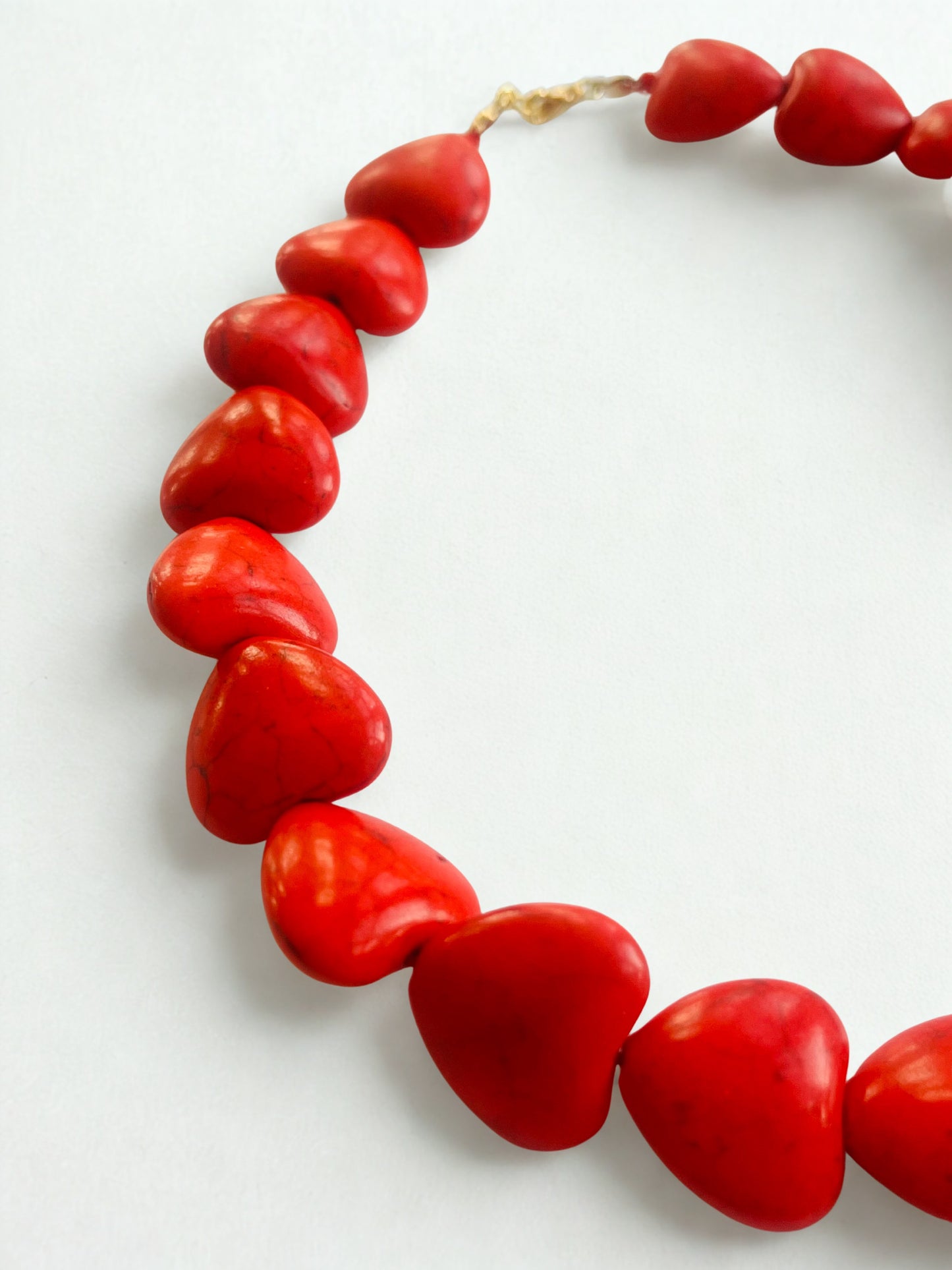 Howlite heart stacking beads